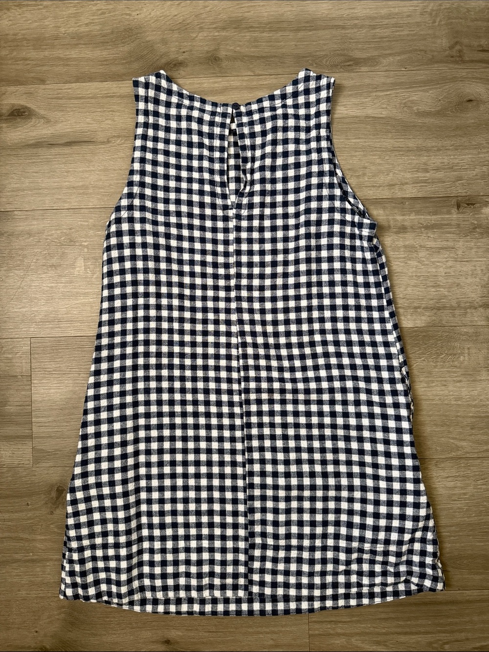 Old Navy Navy and White Gingham Sleeveless Shift Dress - Picture 2 of 3